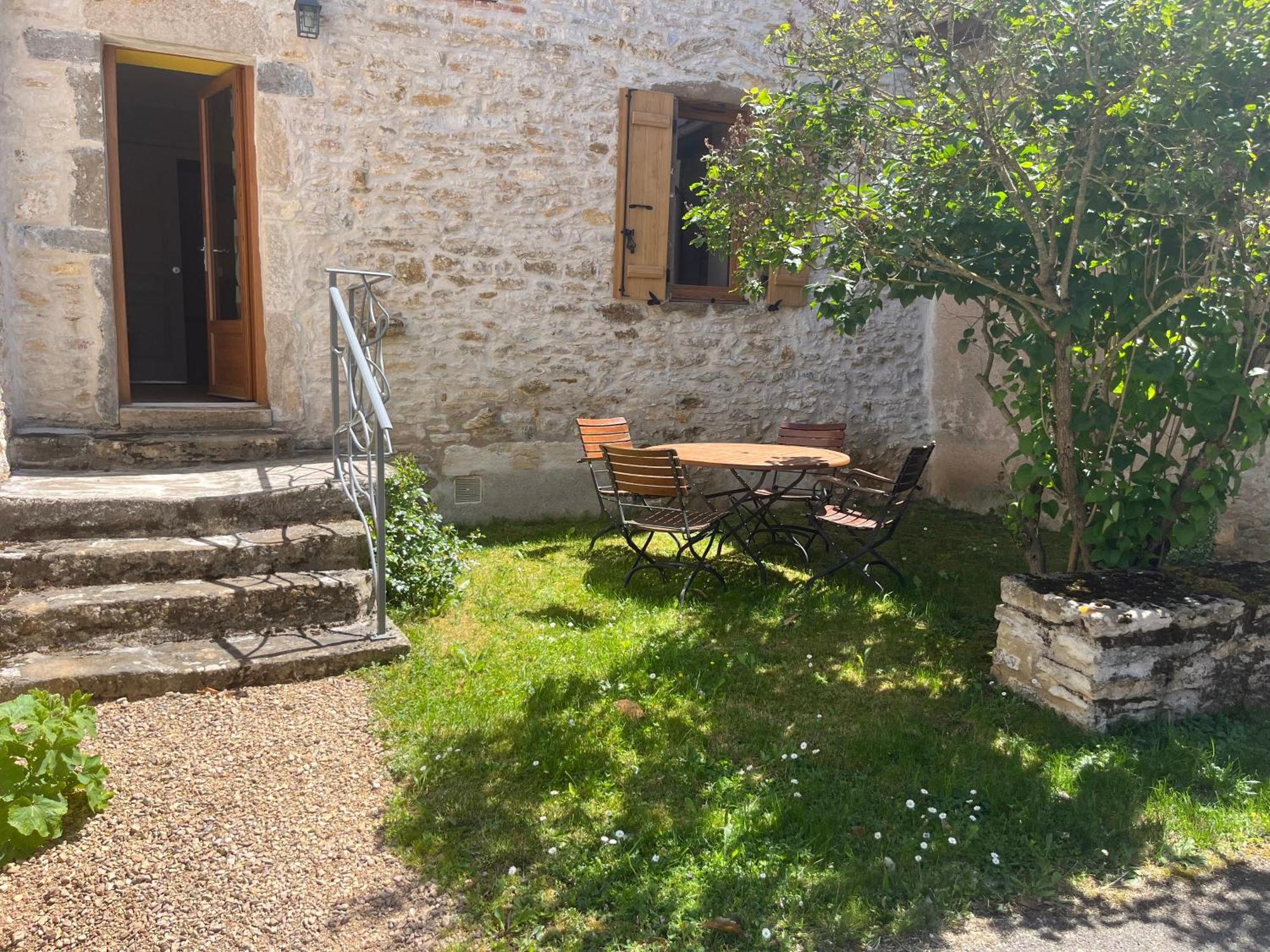 Villa Le Cercotin Moroges Exterior foto